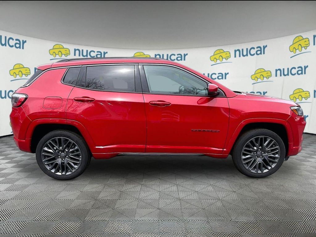 2022 Jeep Compass — photo 9
