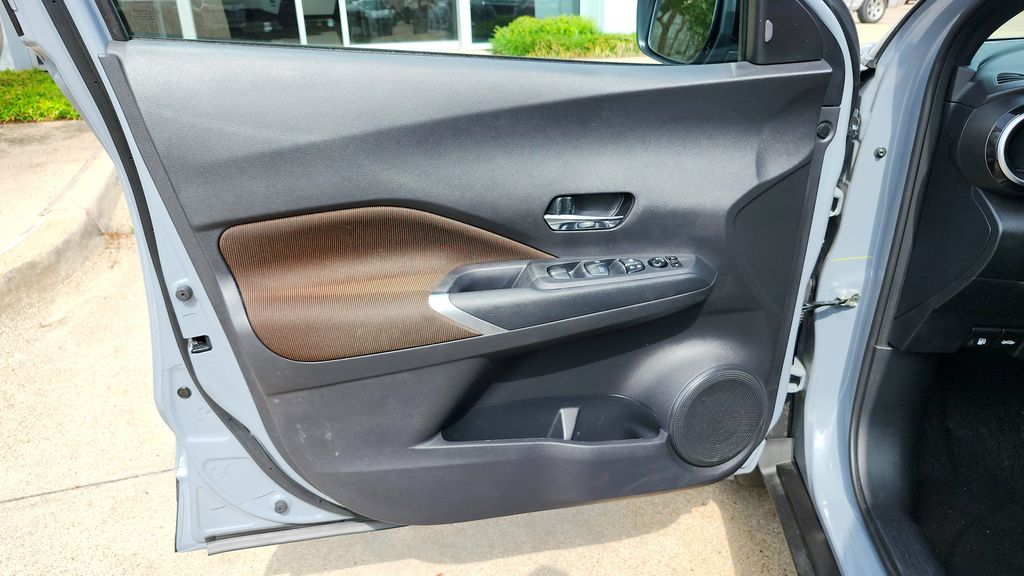 2024 Nissan Kicks