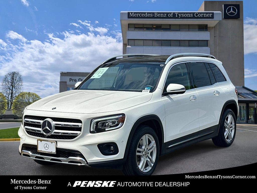 Thumbnail: 2022 Mercedes-Benz GLB - 1