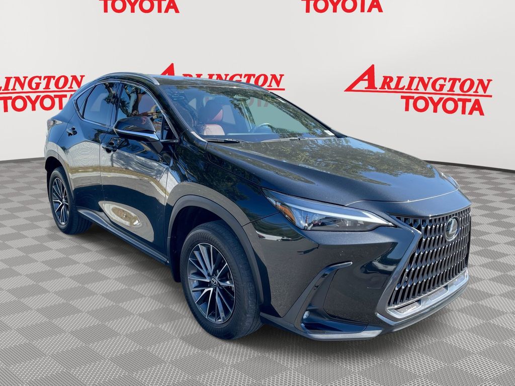 2024 Lexus NX 250's photo