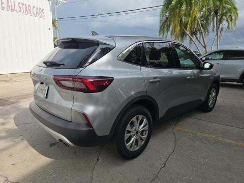Silver 2024 Ford Escape SUV / Crossover Front-Wheel Drive Automatic