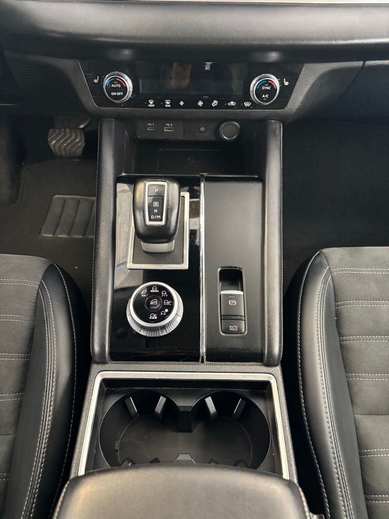 Used 2024 Mitsubishi Outlander SUV