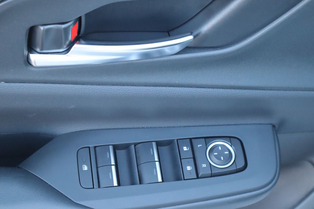 Thumbnail: 2025 Toyota Prius - 22