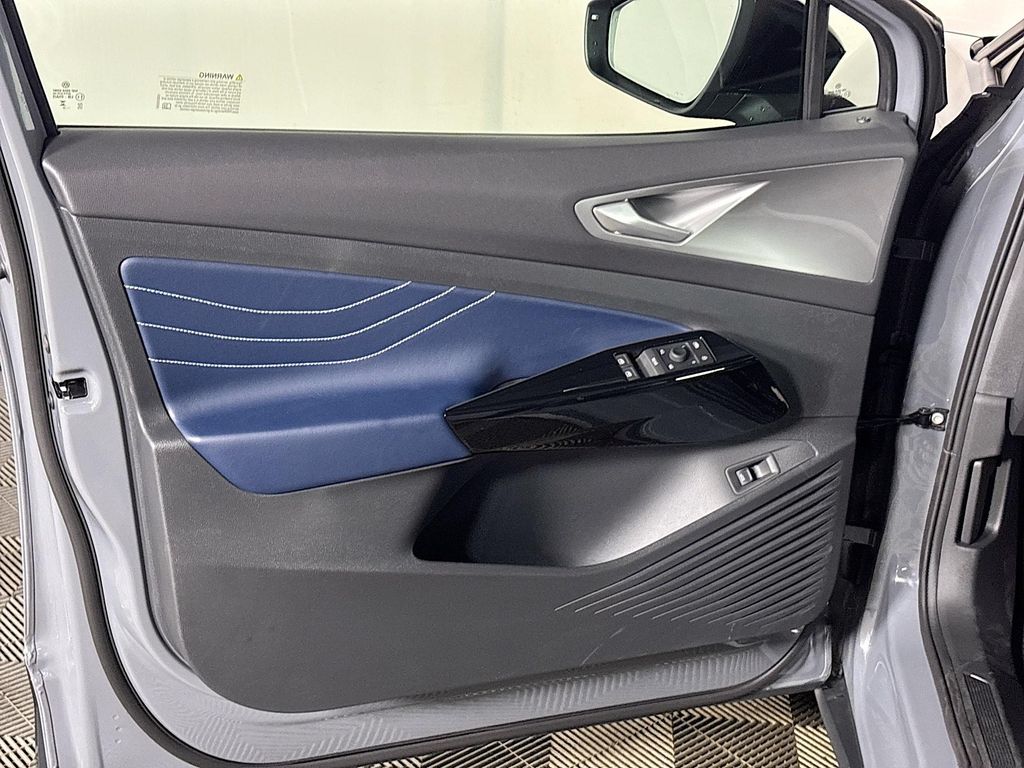 2025 Volkswagen ID.4 Pro S Plus
