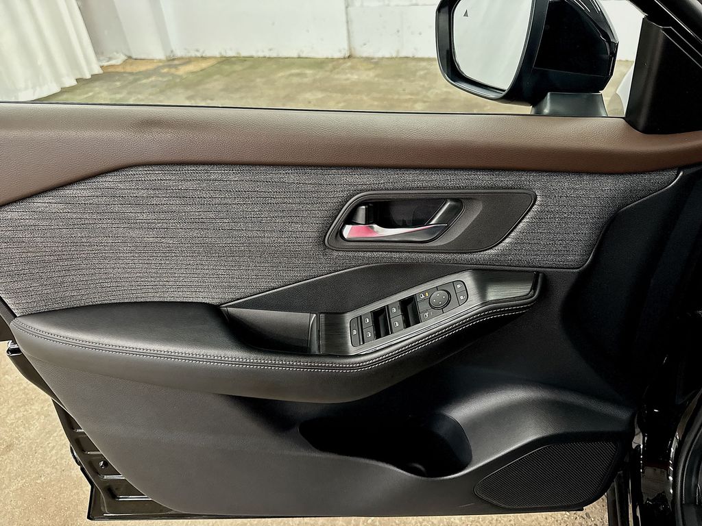 Used 2023 Nissan Rogue SUV