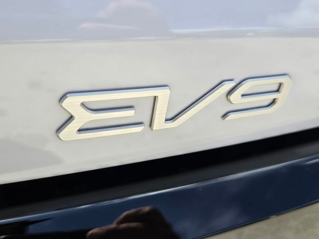 2026 Kia Ev9 - $66,780