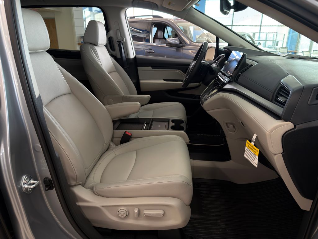 Thumbnail: 2026 Honda Odyssey - 27