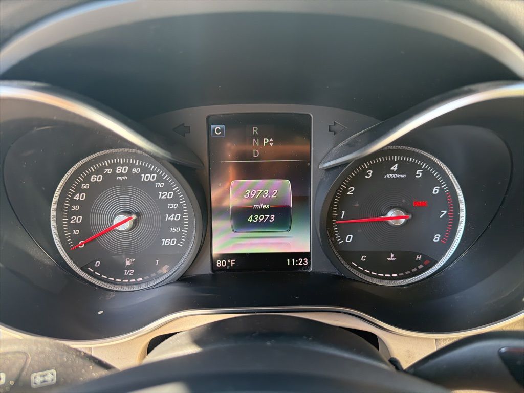 Thumbnail: 2019 Mercedes-Benz GLC - 9