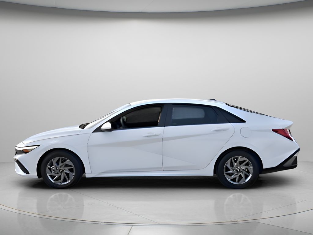 2026 Hyundai Elantra - $26,495