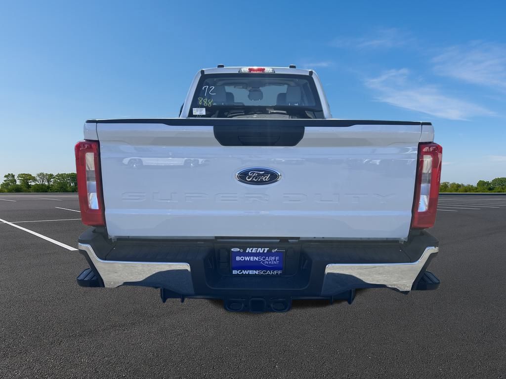 New 2026 Ford Super Duty F-250 Crew Cab 8' Box XL