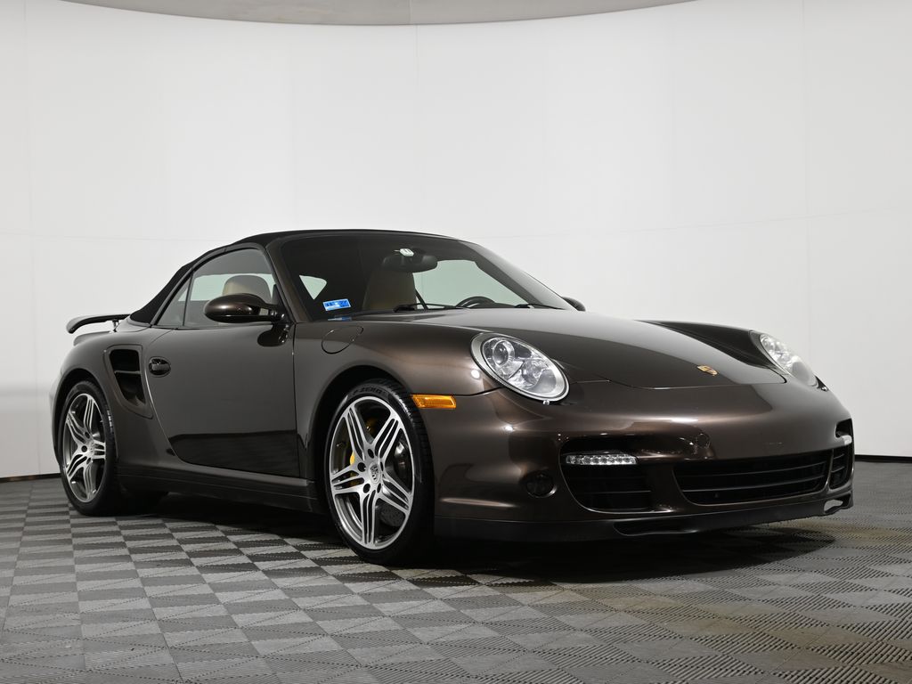 Thumbnail: 2008 Porsche 911 - 9