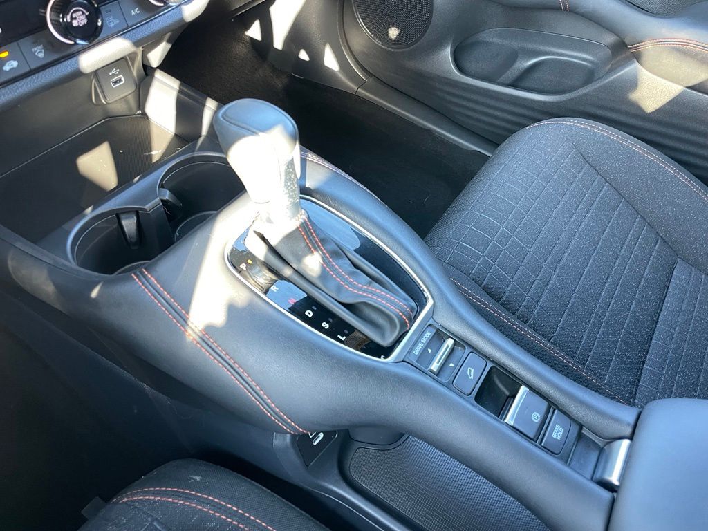 Thumbnail: 2025 Honda HR-V - 18