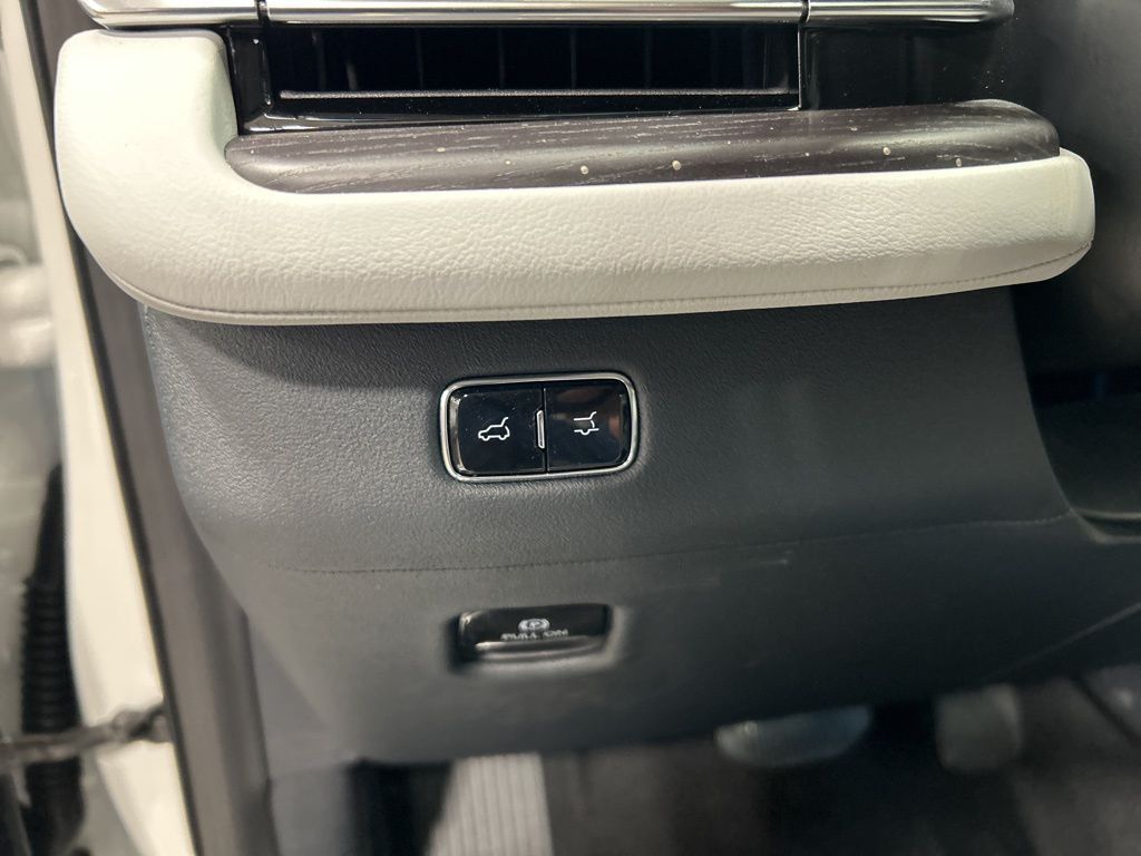 new 2026 Lincoln Navigator L car, priced at $138,045