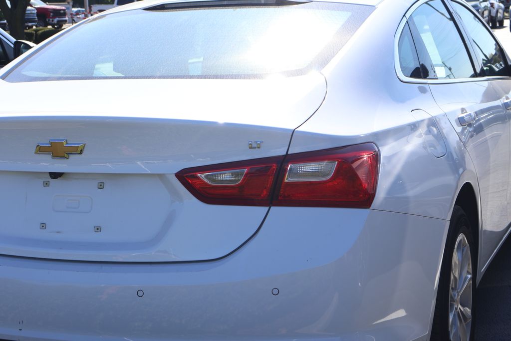 Thumbnail: 2024 Chevrolet Malibu - 8