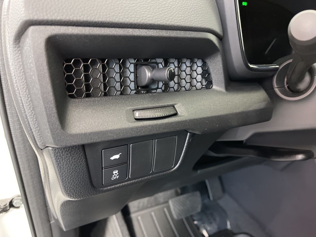2025 Honda CR-V Sport-L 28