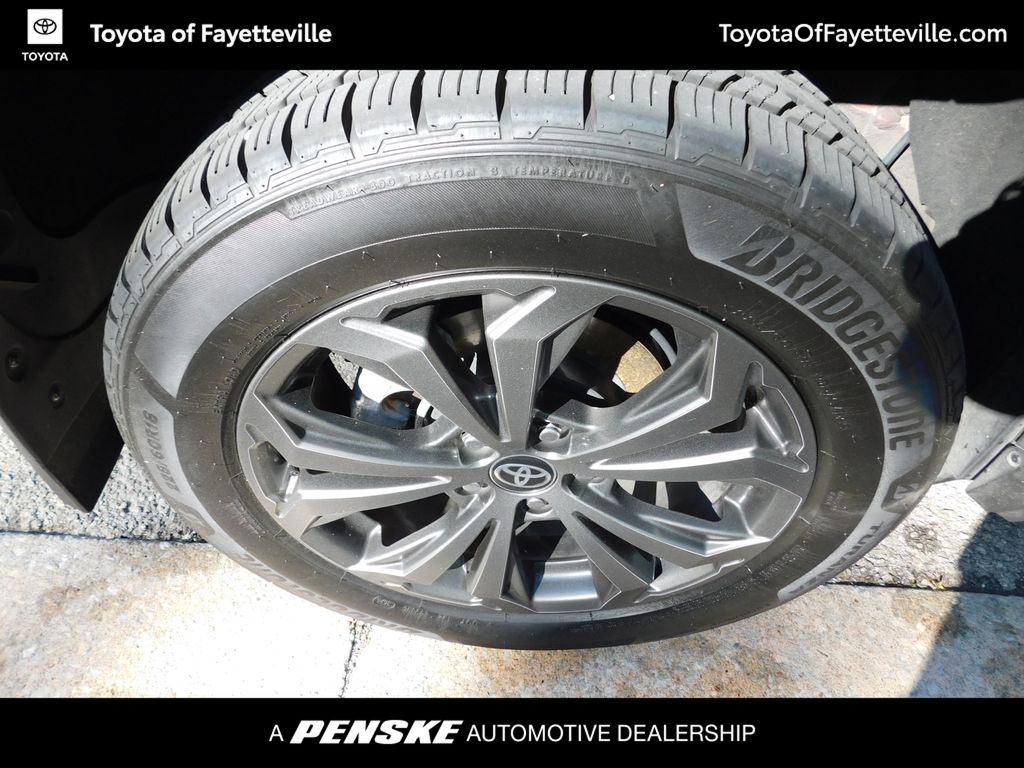 Thumbnail: 2024 Toyota RAV4 - 8