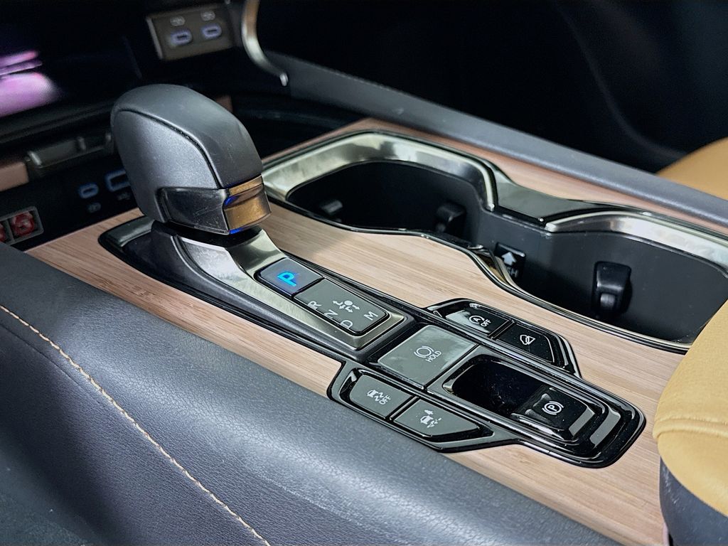 Thumbnail: 2025 Lexus RX - 17