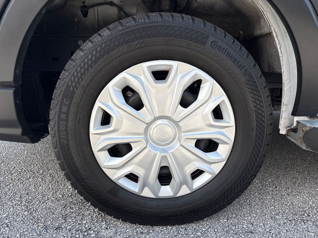 Certified Used 2025 White Ford Base image 14