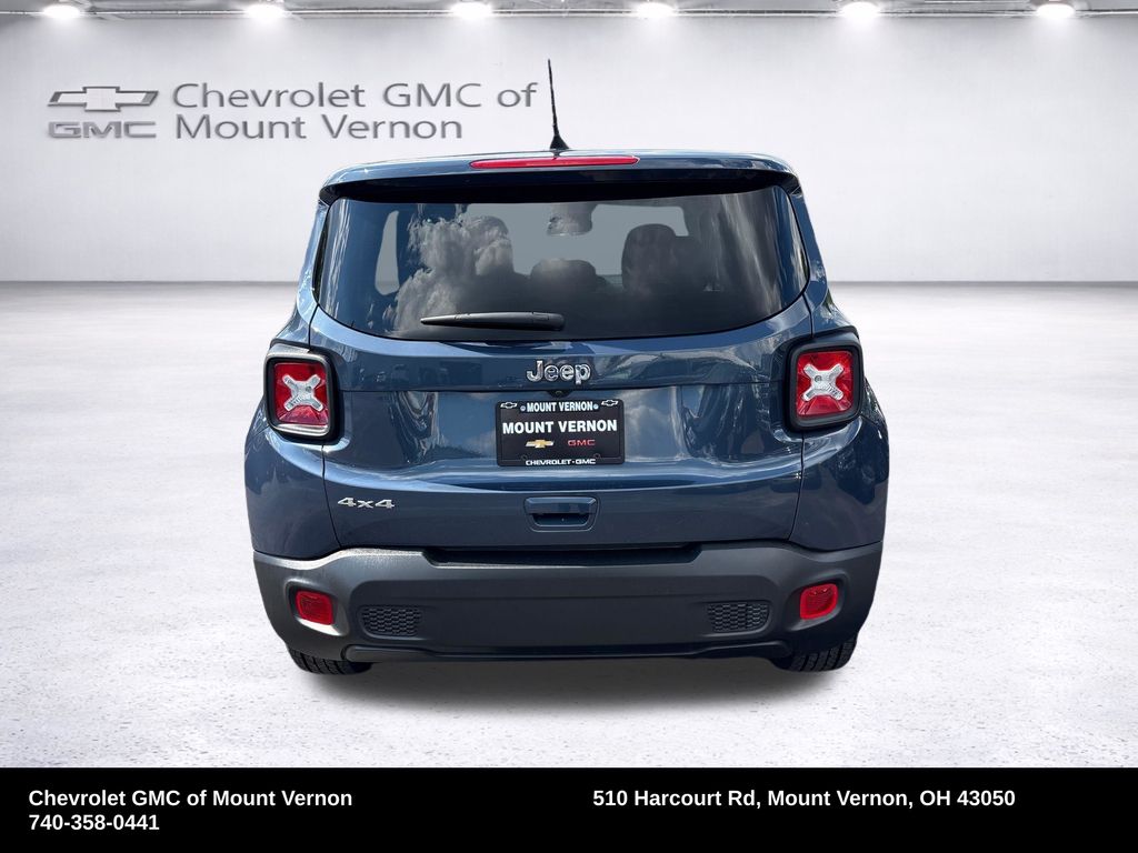 2023 Jeep Renegade Latitude - Image 4