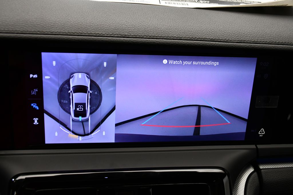 Thumbnail: 2026 Porsche Panamera - 28