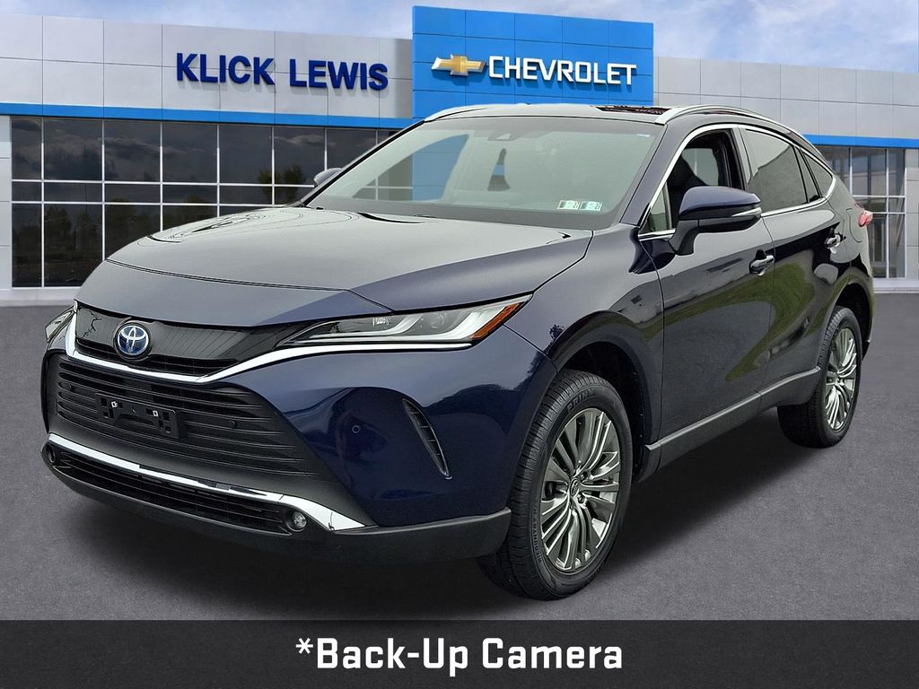 2023 Toyota Venza XLE - 2