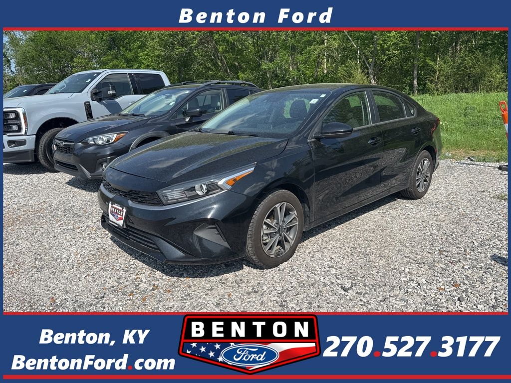 2024 Kia Forte LXS FWD