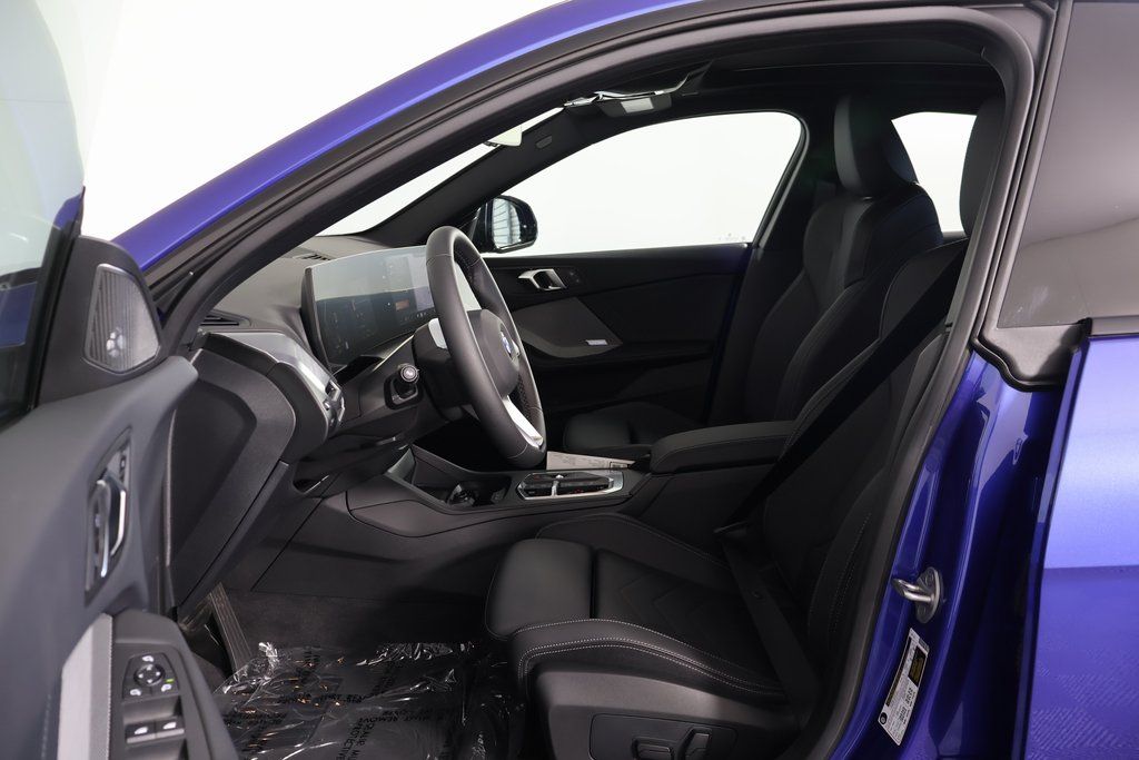 Thumbnail: 2026 BMW 2 Series - 5