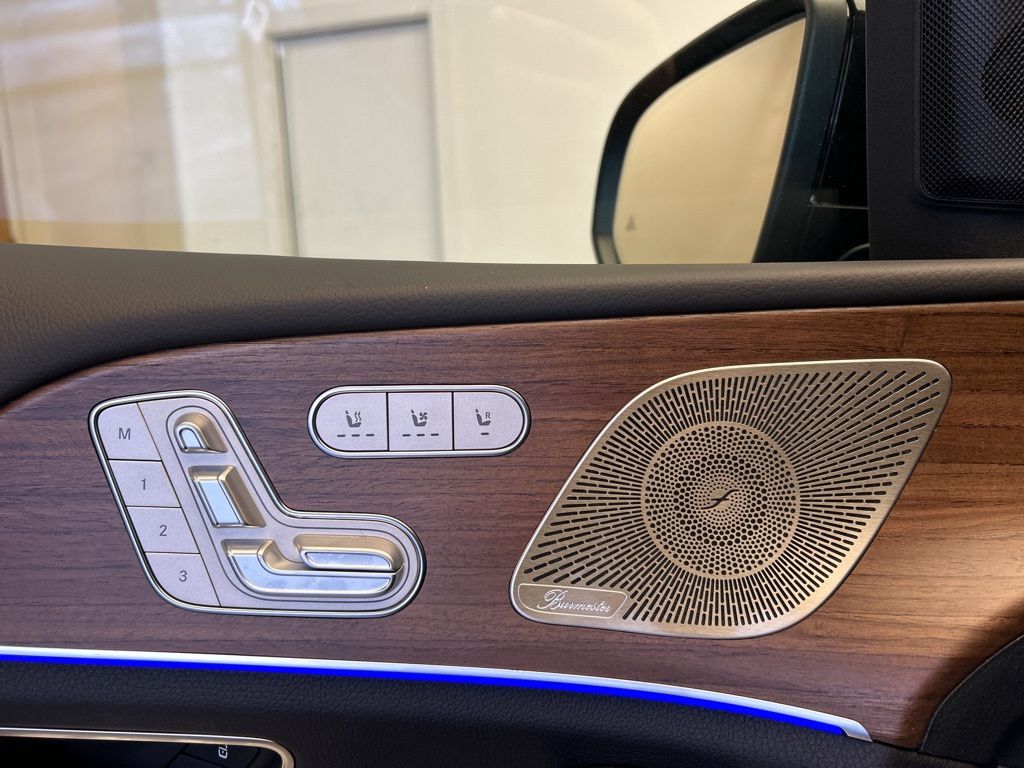 Thumbnail: 2026 Mercedes-Benz GLE - 22