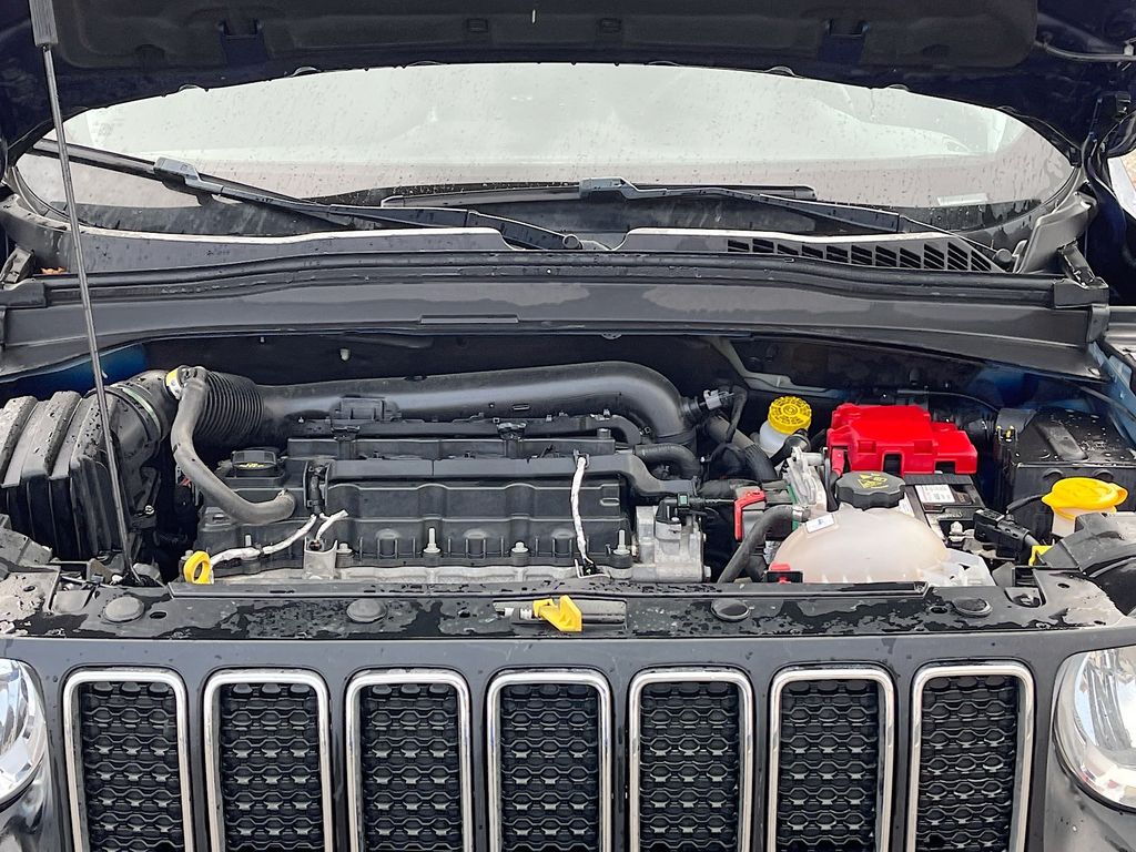 Used 2021 Blue Jeep Latitude image 30