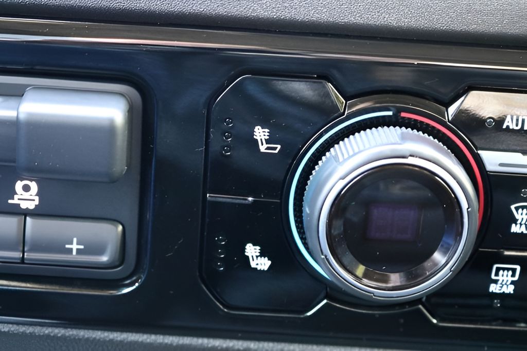 Used Car 2025 Chevrolet Silverado 1500  Lt For Sale Under $40,000 In Austin, Texas