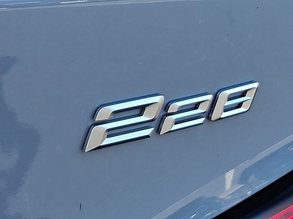 Thumbnail: 2026 BMW 2 Series - 11