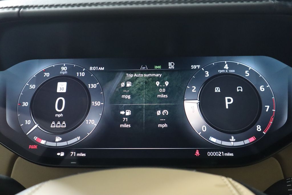 2025 Land Rover Range Rover SE 32