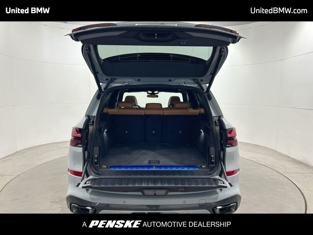 Thumbnail: 2026 BMW X5 - 22