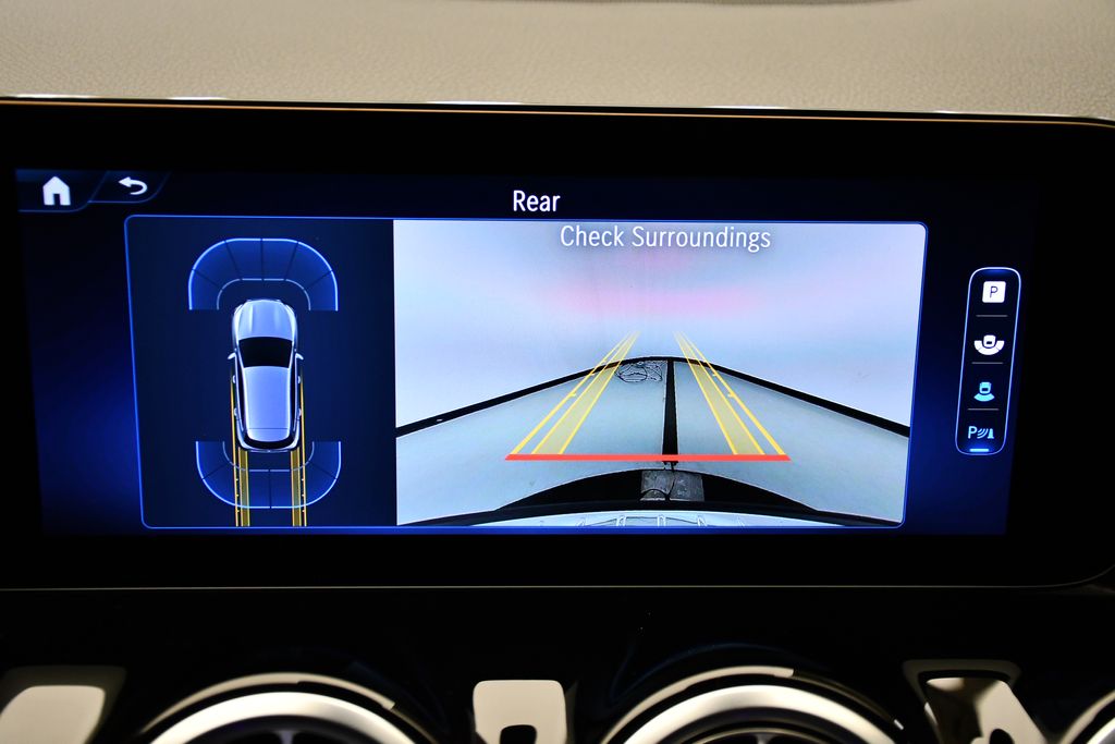2025 Mercedes-Benz GLA 250 4MATIC 26