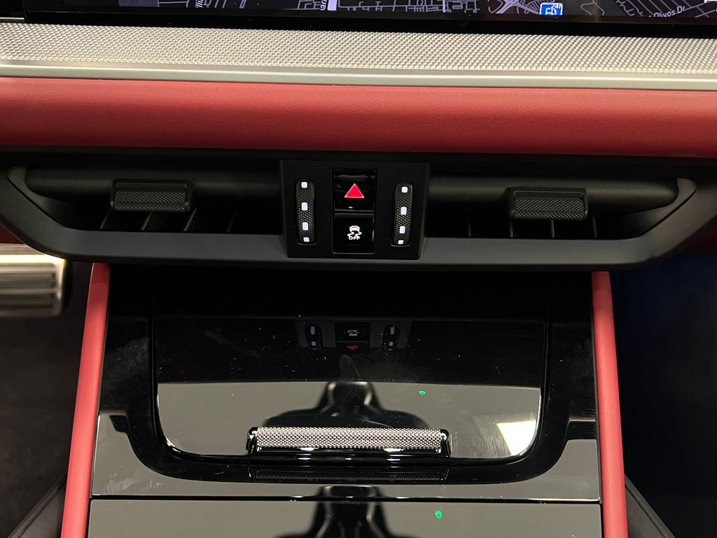 Thumbnail: 2026 Porsche Cayenne - 24