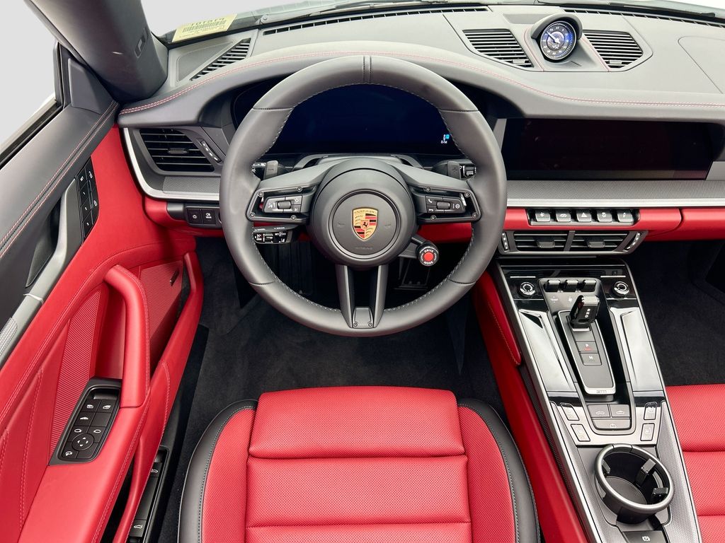 Thumbnail: 2026 Porsche 911 - 13