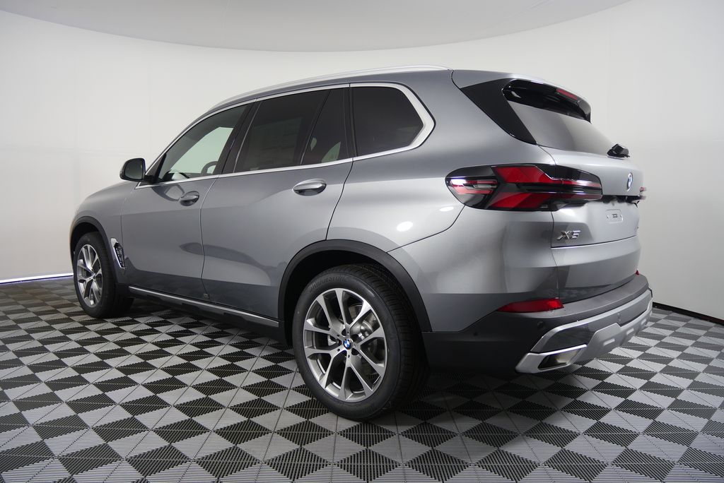 2026 BMW X5 sDrive40i 5
