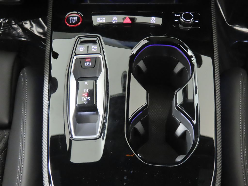 Thumbnail: 2025 Audi S5 - 19