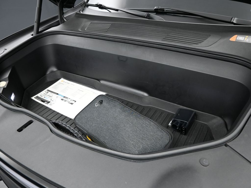 2023 Rivian R1T Adventure