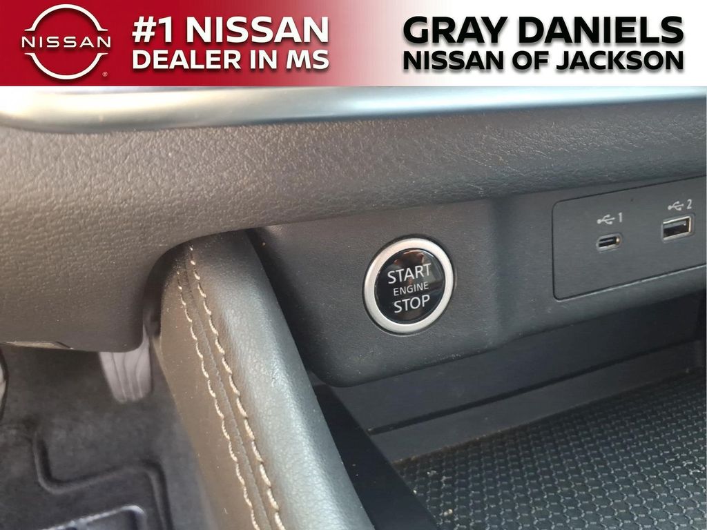 Used 2023 Nissan Rogue SUV