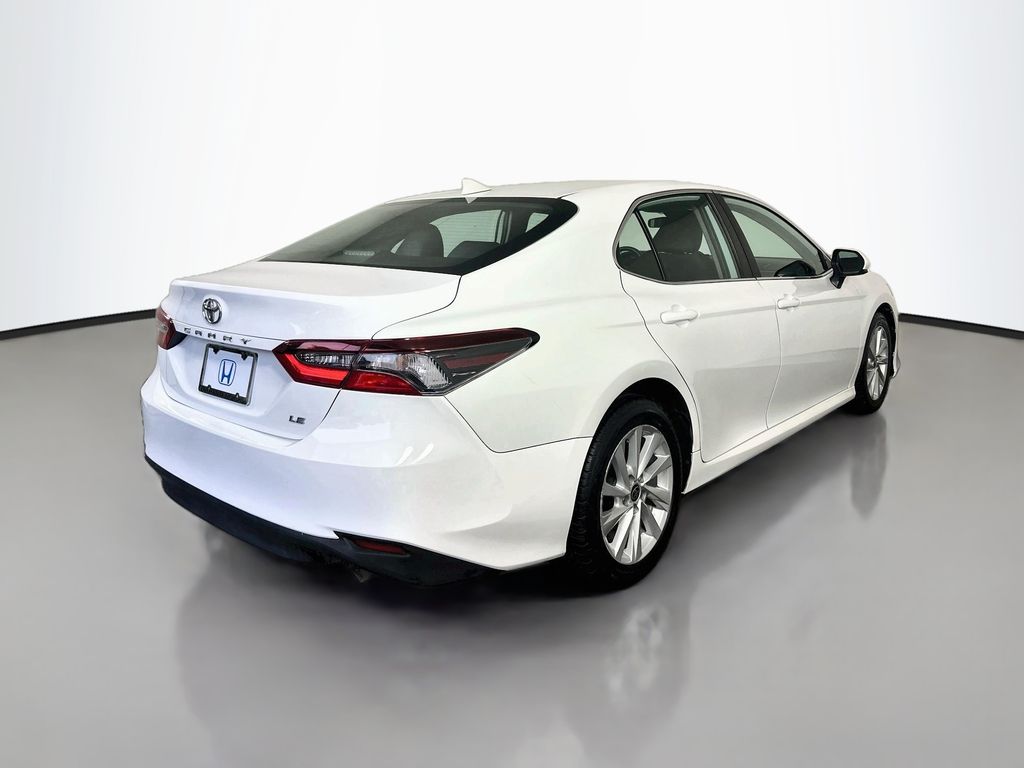 Thumbnail: 2022 Toyota Camry - 5
