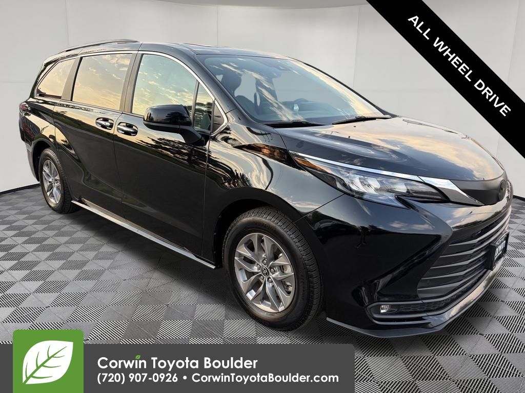 2025 Toyota Sienna XLE 7-Passenger AWD