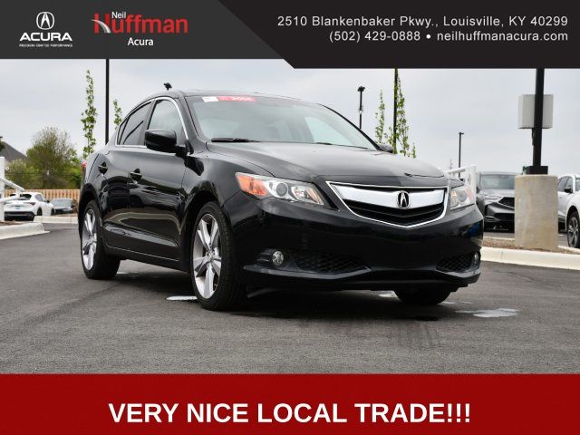 2014 Acura ILX 2.0L FWD with Technology Package