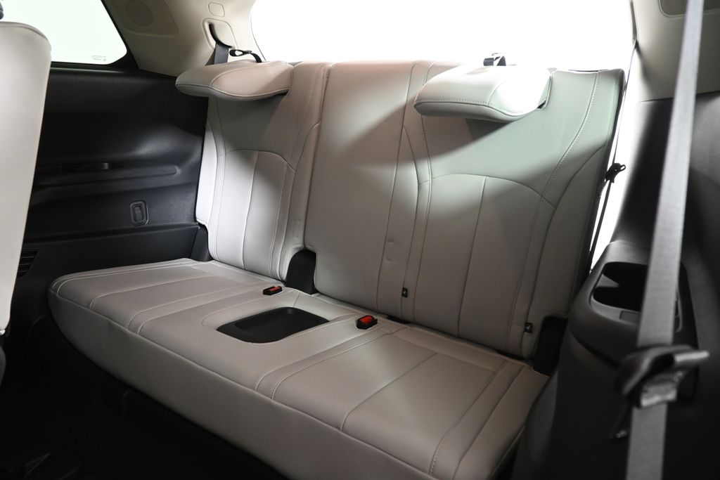 Thumbnail: 2026 INFINITI QX60 - 29