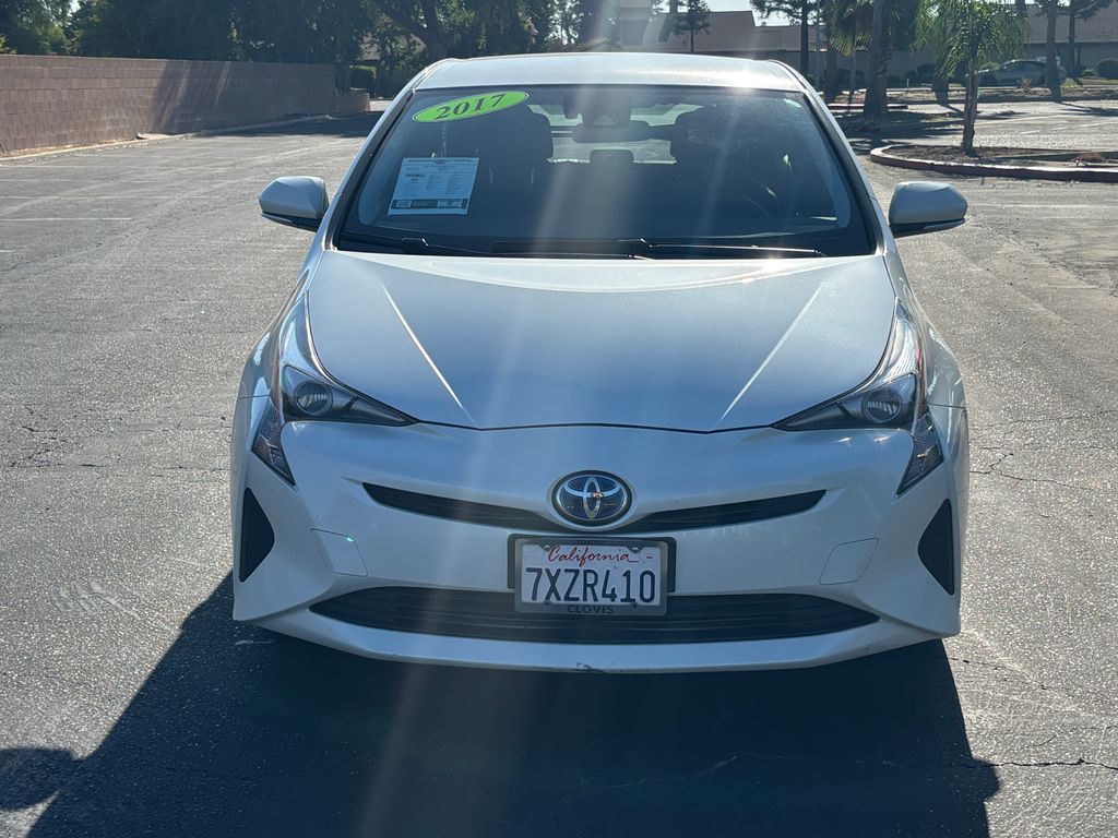 Thumbnail: 2017 Toyota Prius - 2