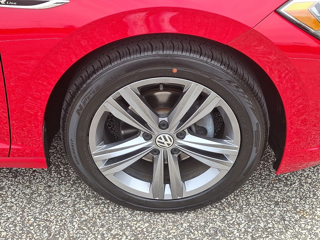 2020 Volkswagen Jetta R-Line 8