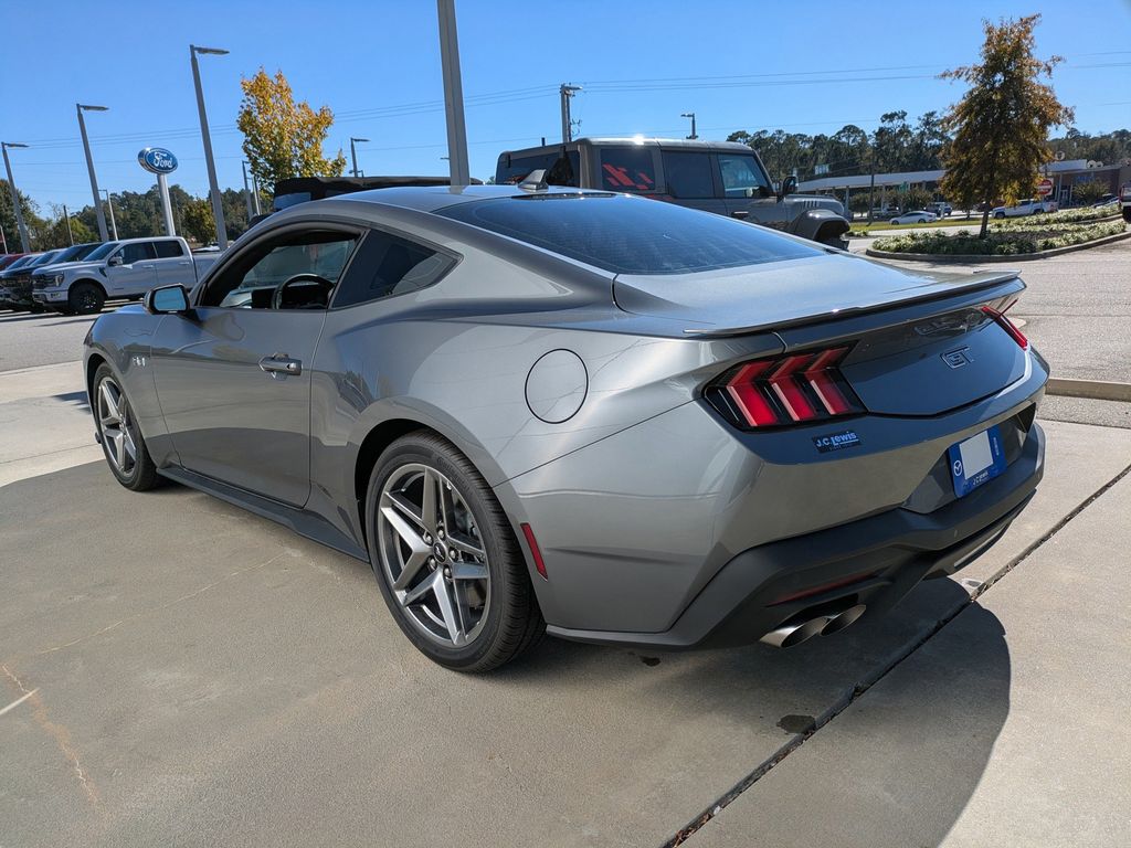 2025 Ford Mustang GT Premium Fastback