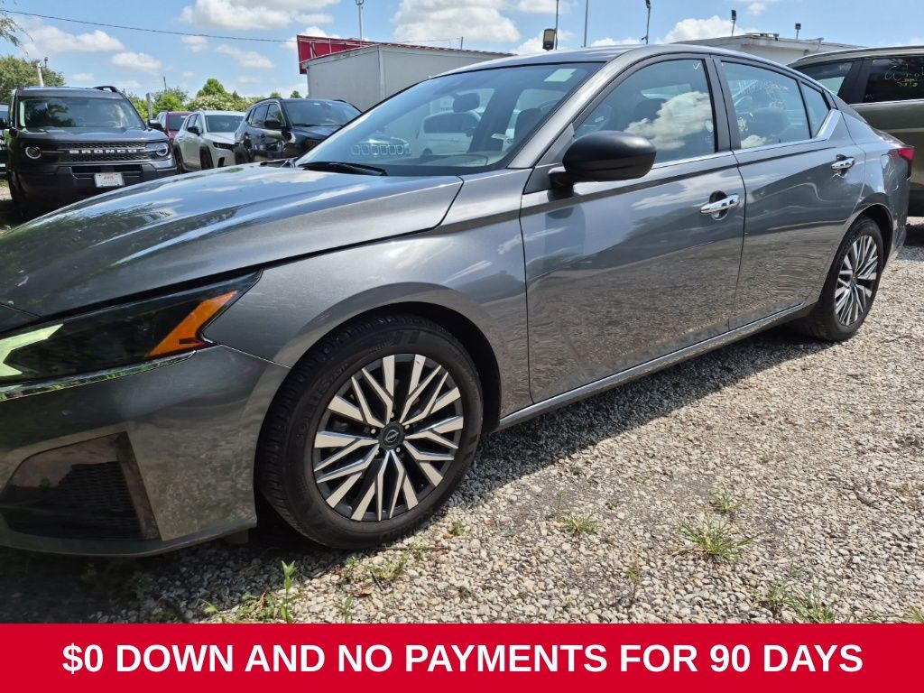 Gray (Gun Metallic) 2025 Nissan Altima Sedan Front-Wheel Drive Continuously Variable Transmission