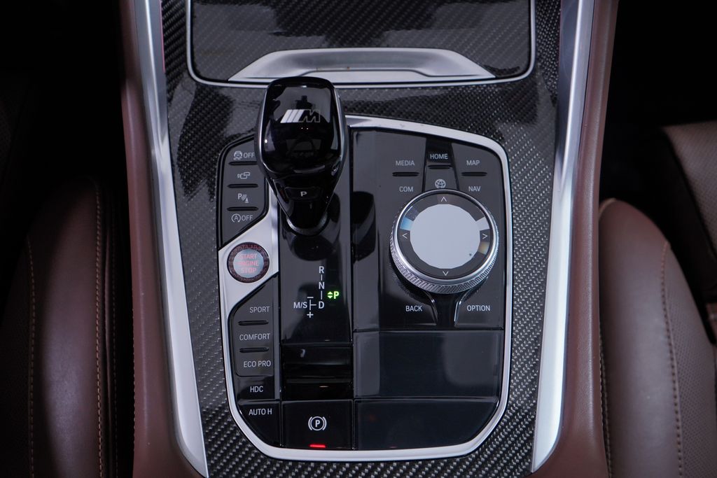Thumbnail: 2022 BMW X6 - 14