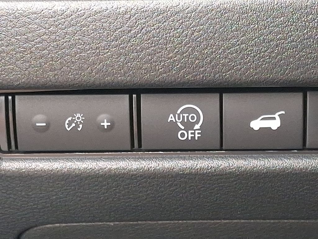 2026 Nissan Rogue — photo 18
